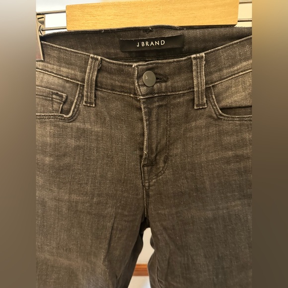 JBRAND jax model - Picture 3 of 5